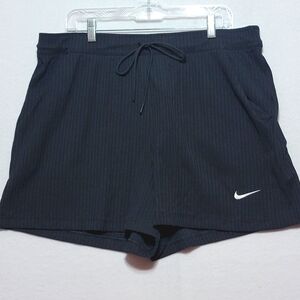 NWT Nike Black Athletic‎ Shorts SIZE 1X. #740